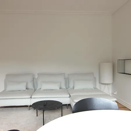 Great And Spacious 1-bed W *